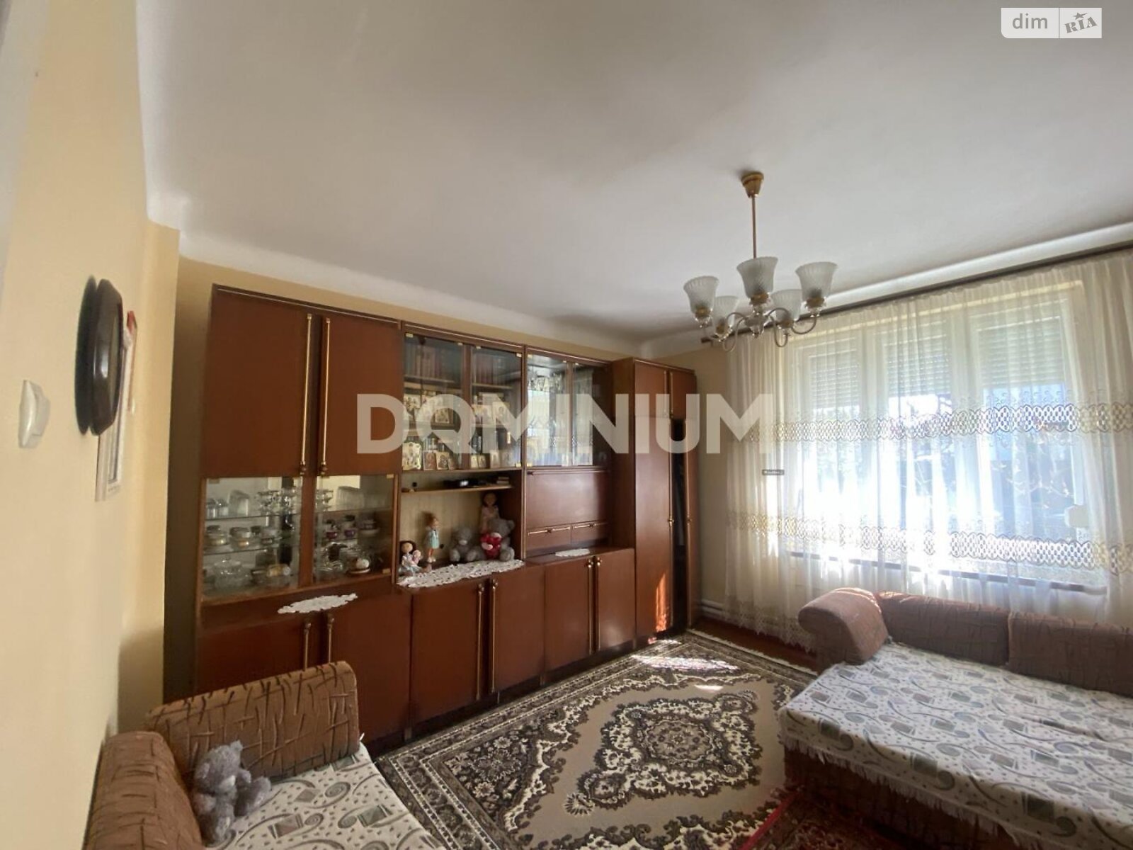 одноэтажный дом, 100 кв. м, кирпич. Продажа в Хусте фото 1 одноэтажный дом, 100 кв. м, кирпич. Продажа в Хусте фото 1