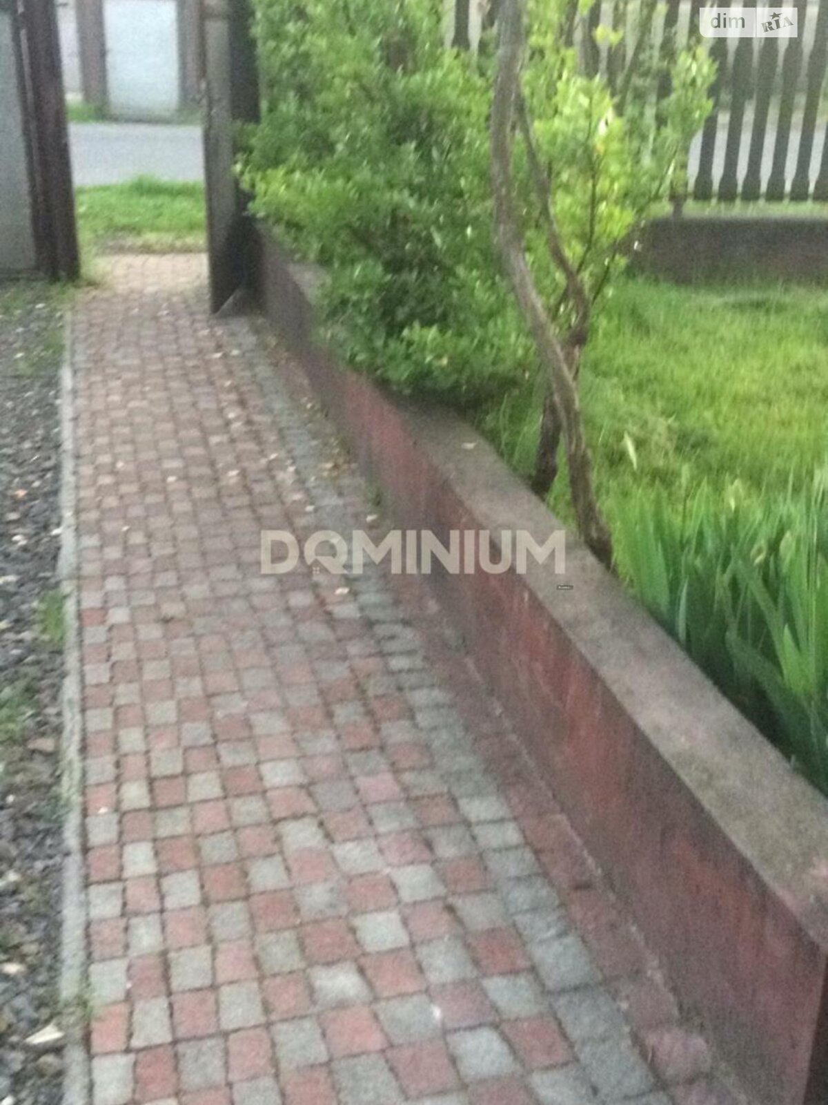 одноэтажный дом, 70 кв. м, кирпич. Продажа в Хусте фото 1 одноэтажный дом, 70 кв. м, кирпич. Продажа в Хусте фото 1
