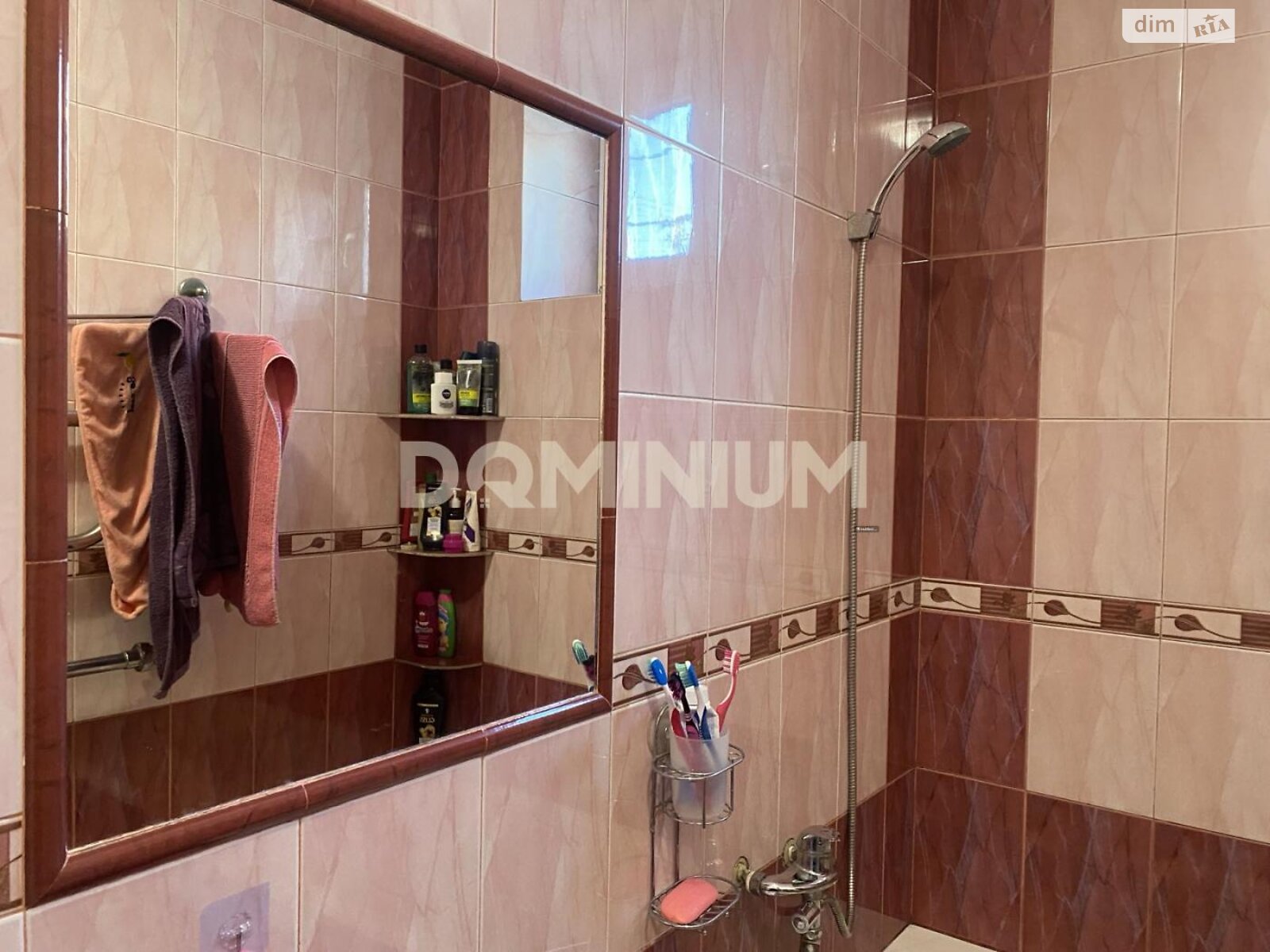 одноэтажный дом, 100 кв. м, кирпич. Продажа в Хусте фото 1 одноэтажный дом, 100 кв. м, кирпич. Продажа в Хусте фото 1