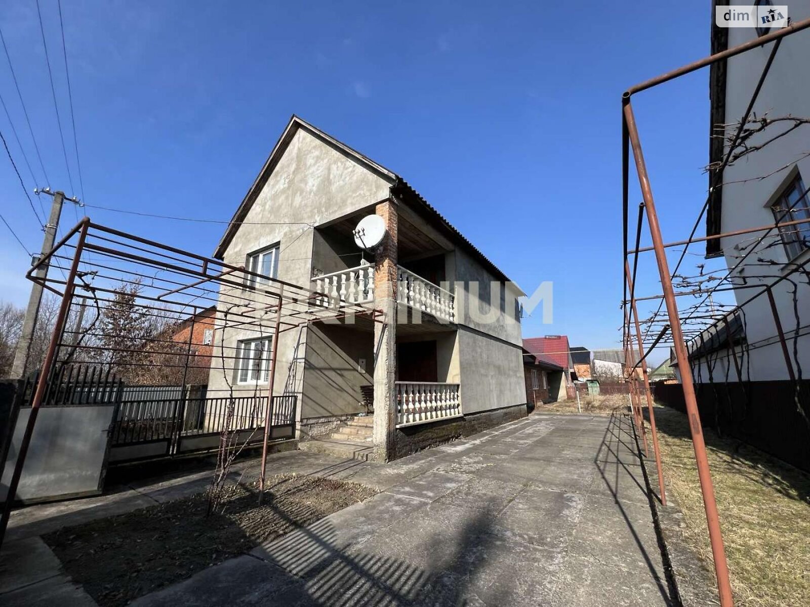 двухэтажный дом, 120 кв. м, кирпич. Продажа в Хусте фото 1 двухэтажный дом, 120 кв. м, кирпич. Продажа в Хусте фото 1