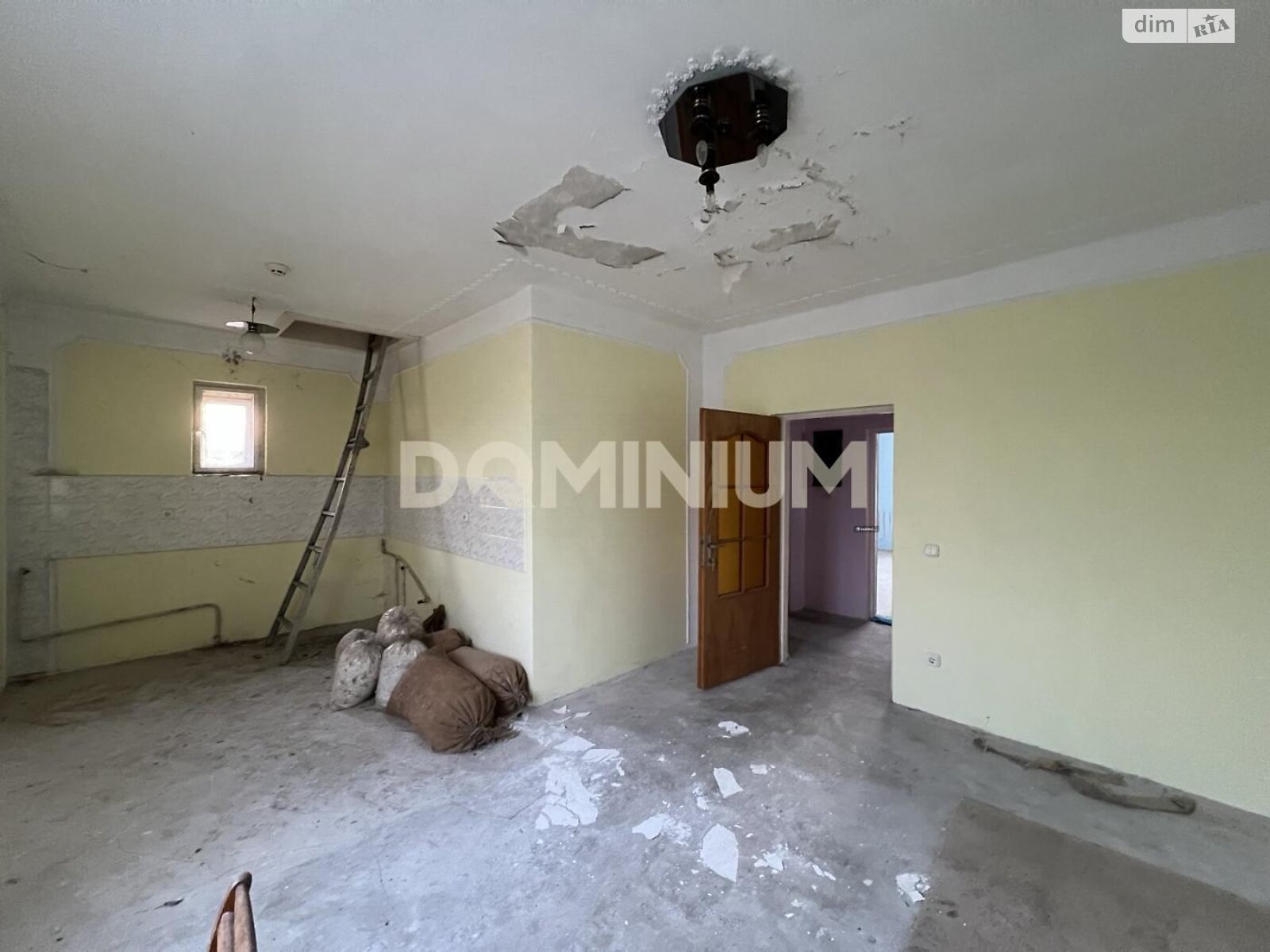 двухэтажный дом, 144 кв. м, кирпич. Продажа в Хусте фото 1 двухэтажный дом, 144 кв. м, кирпич. Продажа в Хусте фото 1