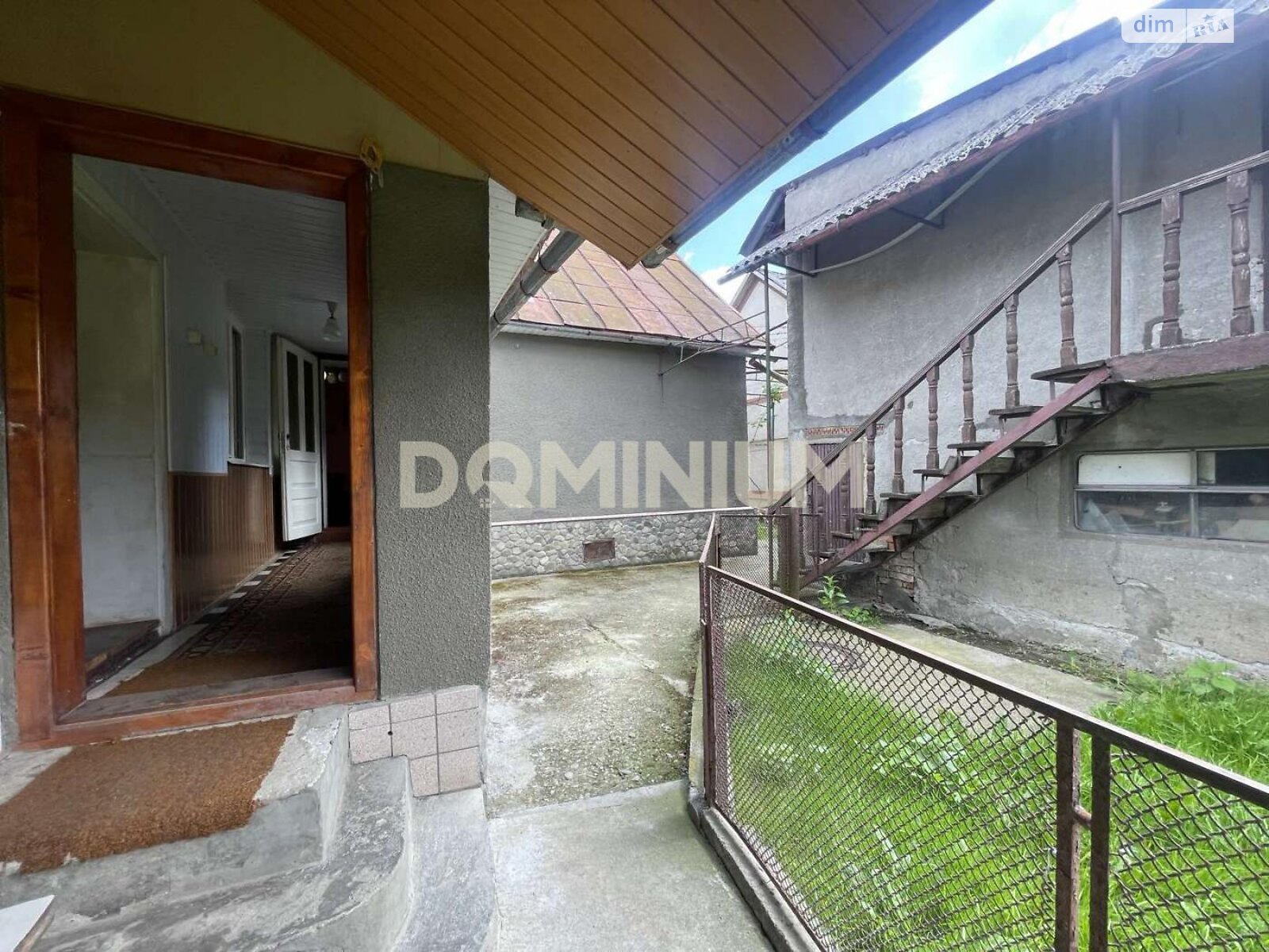 одноэтажный дом, 132 кв. м, кирпич. Продажа в Хусте фото 1 одноэтажный дом, 132 кв. м, кирпич. Продажа в Хусте фото 1
