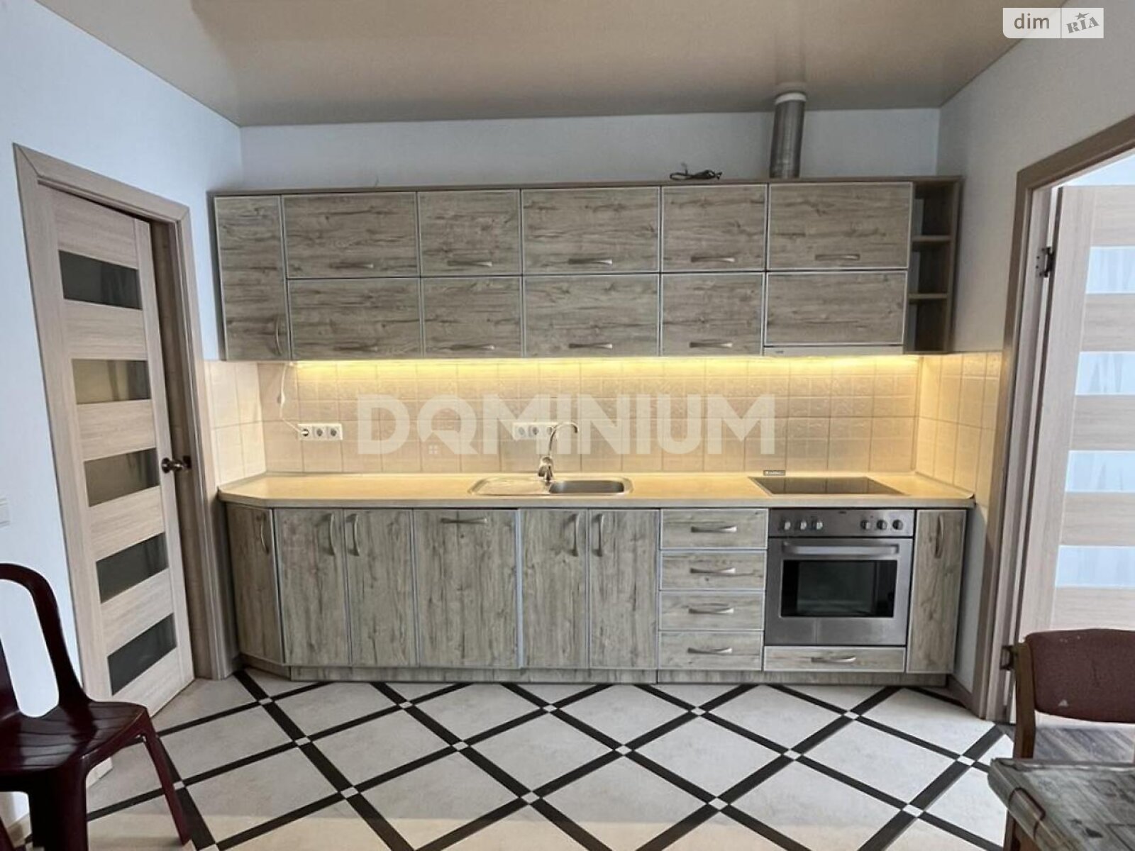 одноэтажный дом, 113 кв. м, кирпич. Продажа в Хусте фото 1 одноэтажный дом, 113 кв. м, кирпич. Продажа в Хусте фото 1
