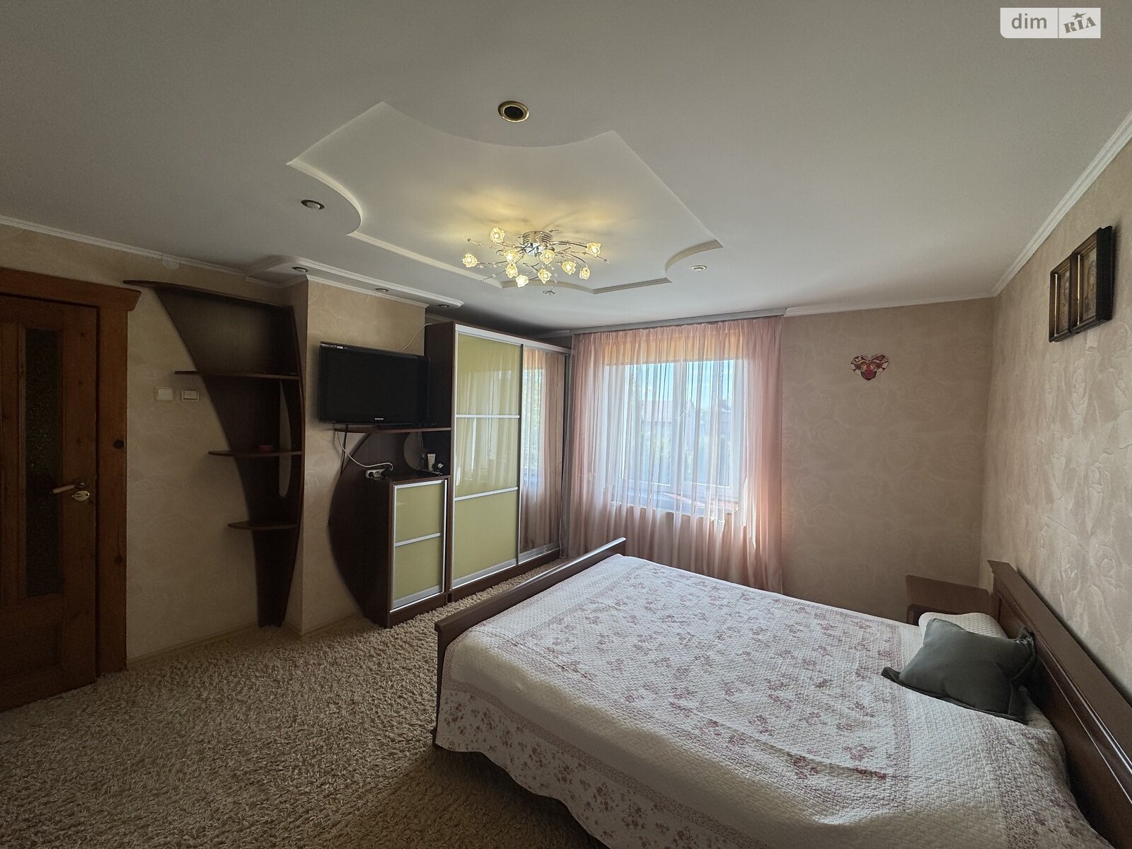 двухэтажный дом с гаражом, 217 кв. м, кирпич. Продажа в Ильпене фото 1 двухэтажный дом с гаражом, 217 кв. м, кирпич. Продажа в Ильпене фото 1