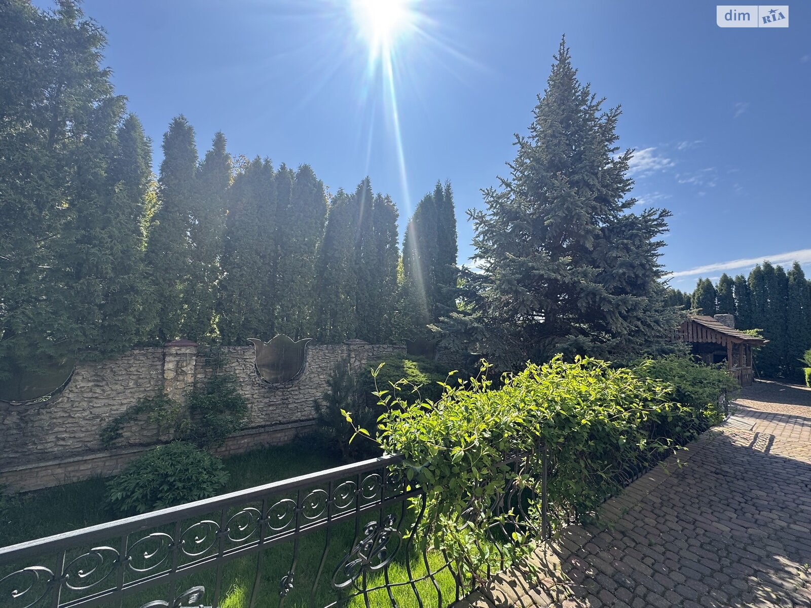 двухэтажный дом с гаражом, 217 кв. м, кирпич. Продажа в Ильпене фото 1