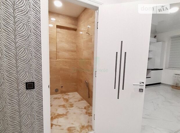 двухэтажный дом с камином, 120 кв. м, кирпич. Продажа в Гостомеле (Киевская обл.) фото 1 двухэтажный дом с камином, 120 кв. м, кирпич. Продажа в Гостомеле (Киевская обл.) фото 1