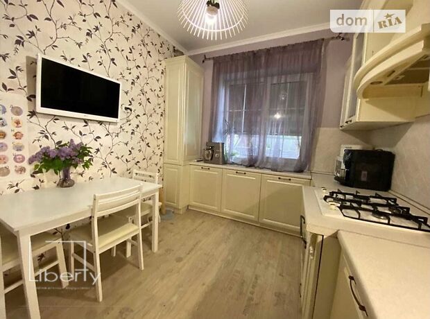 двухэтажный дом с верандой, 165 кв. м, кирпич. Продажа в Гостомеле (Киевская обл.) фото 1 двухэтажный дом с верандой, 165 кв. м, кирпич. Продажа в Гостомеле (Киевская обл.) фото 1