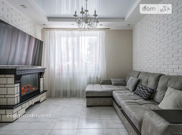 двухэтажный дом с камином, 120 кв. м, кирпич. Продажа в Ирпене район Ирпень фото 1 двухэтажный дом с камином, 120 кв. м, кирпич. Продажа в Ирпене район Ирпень фото 1