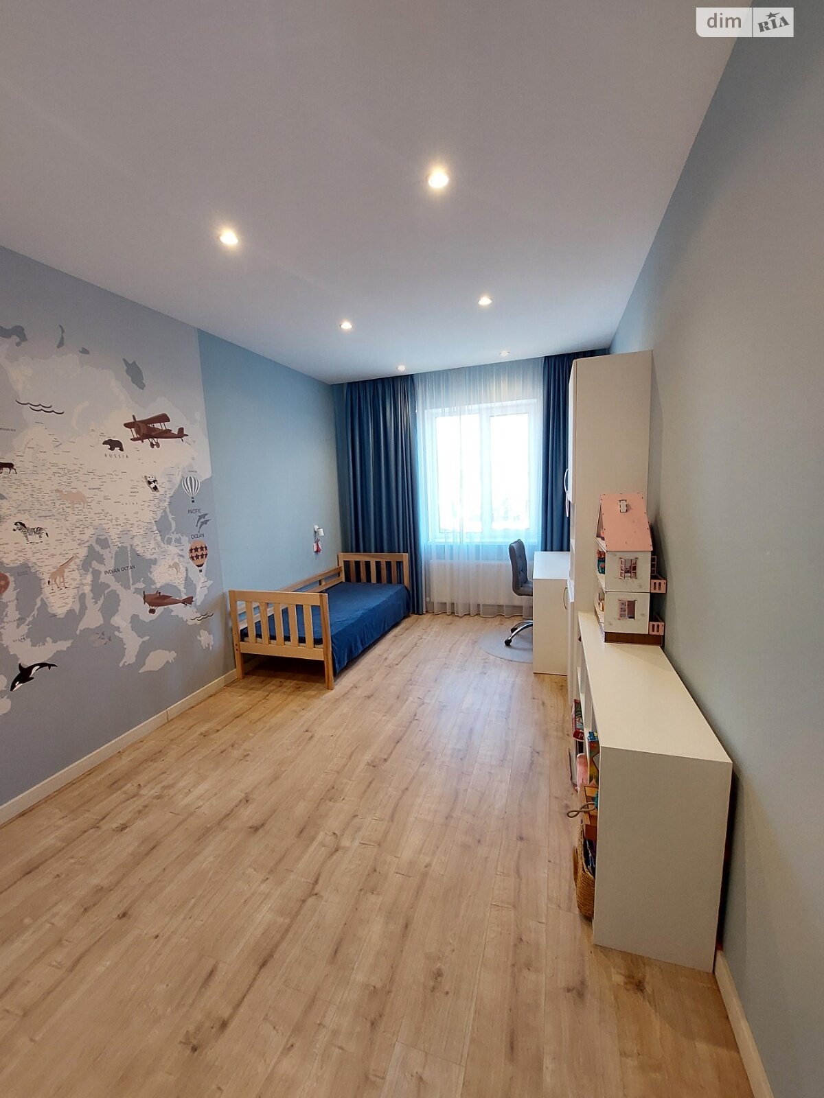 триповерховий будинок з мансардою, 128.5 кв. м, газобетон. Продаж в Ірпені, район Ірпінь фото 1 триповерховий будинок з мансардою, 128.5 кв. м, газобетон. Продаж в Ірпені, район Ірпінь фото 1