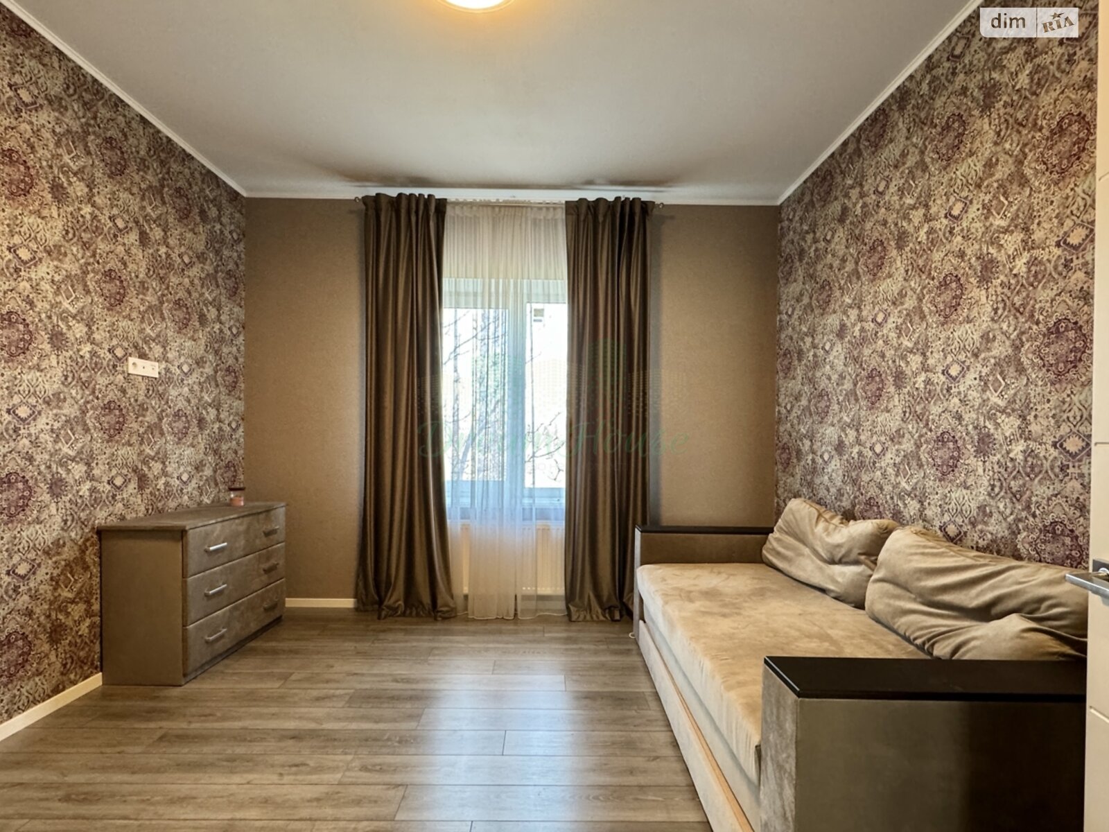 триповерховий будинок з опаленням, 297.4 кв. м, газобетон. Продаж в Ірпені, район Ірпінь фото 1 триповерховий будинок з опаленням, 297.4 кв. м, газобетон. Продаж в Ірпені, район Ірпінь фото 1