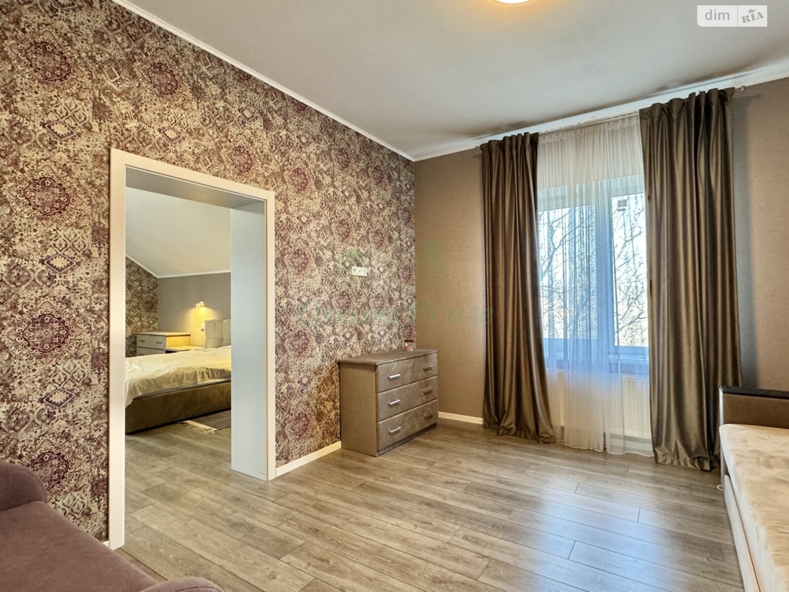 триповерховий будинок з опаленням, 297.4 кв. м, газобетон. Продаж в Ірпені, район Ірпінь фото 1 триповерховий будинок з опаленням, 297.4 кв. м, газобетон. Продаж в Ірпені, район Ірпінь фото 1