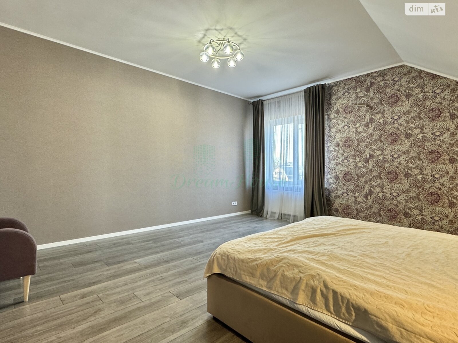 триповерховий будинок з опаленням, 297.4 кв. м, газобетон. Продаж в Ірпені, район Ірпінь фото 1 триповерховий будинок з опаленням, 297.4 кв. м, газобетон. Продаж в Ірпені, район Ірпінь фото 1