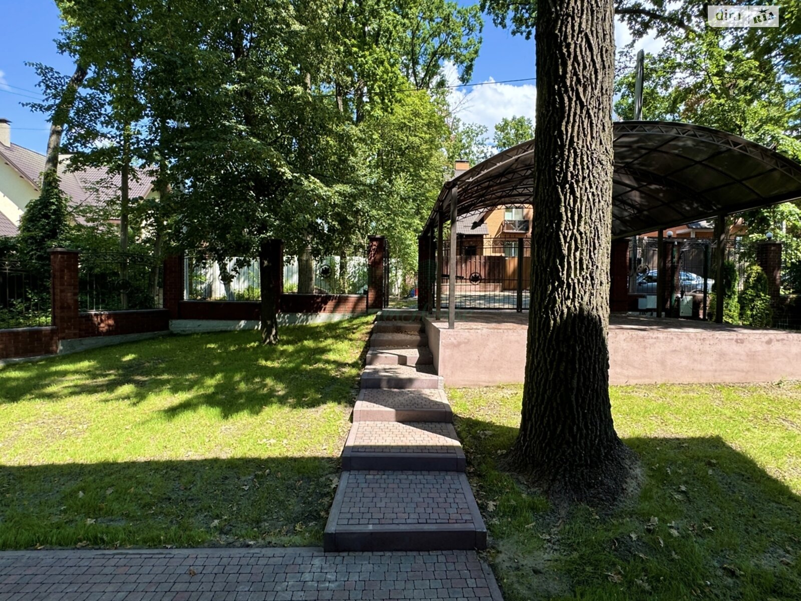 двухэтажный дом с балконом, 135.2 кв. м, кирпич. Продажа в Ирпене район Ирпень фото 1 двухэтажный дом с балконом, 135.2 кв. м, кирпич. Продажа в Ирпене район Ирпень фото 1
