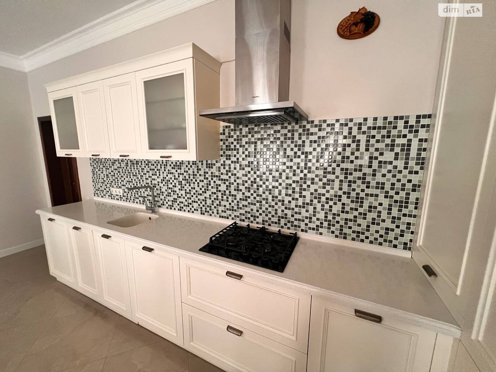 двоповерховий будинок з гаражем, 231.3 кв. м, цегла. Продаж в Ірпені, район Ірпінь фото 1 двоповерховий будинок з гаражем, 231.3 кв. м, цегла. Продаж в Ірпені, район Ірпінь фото 1