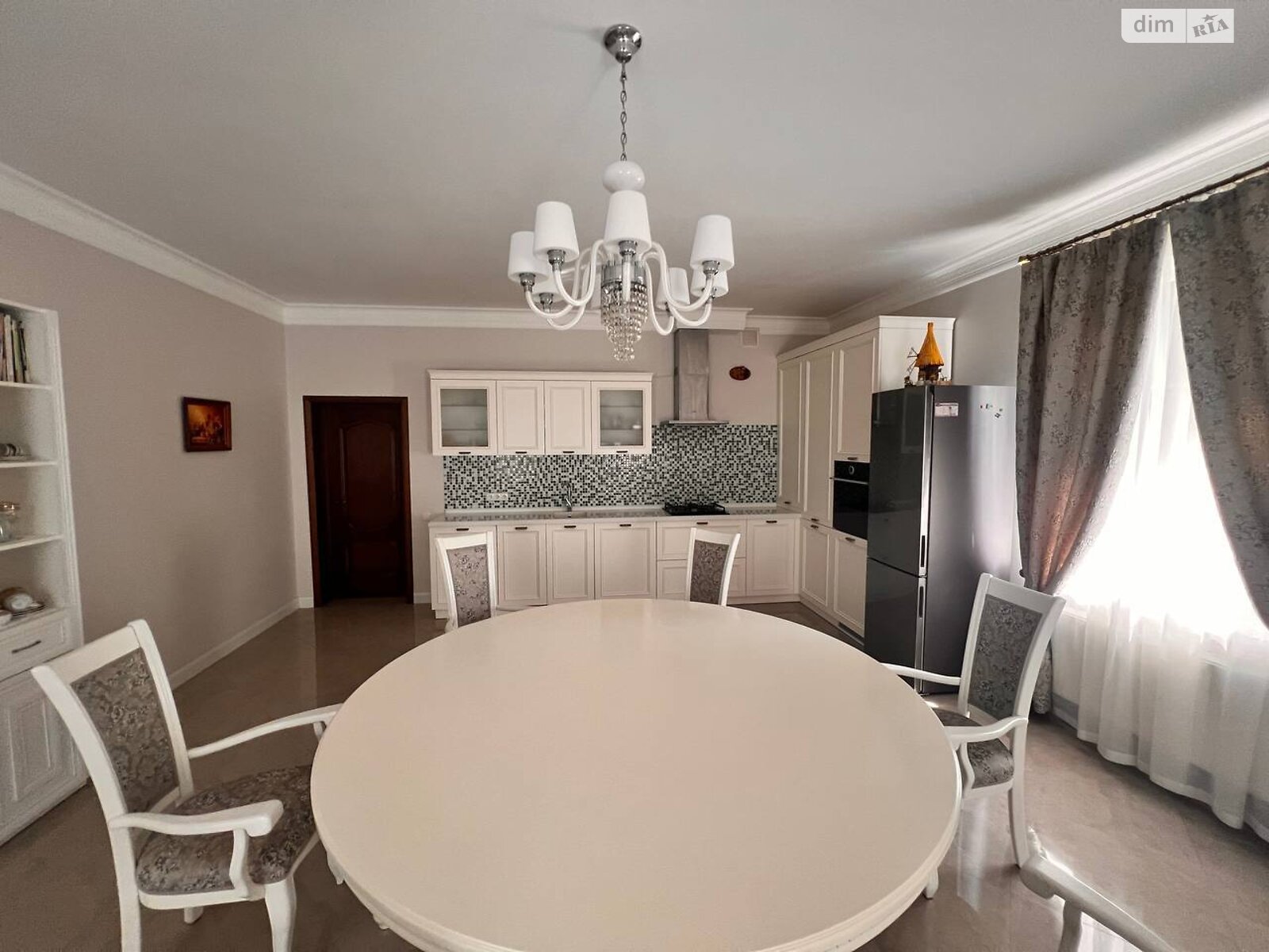 двоповерховий будинок з гаражем, 231.3 кв. м, цегла. Продаж в Ірпені, район Ірпінь фото 1 двоповерховий будинок з гаражем, 231.3 кв. м, цегла. Продаж в Ірпені, район Ірпінь фото 1