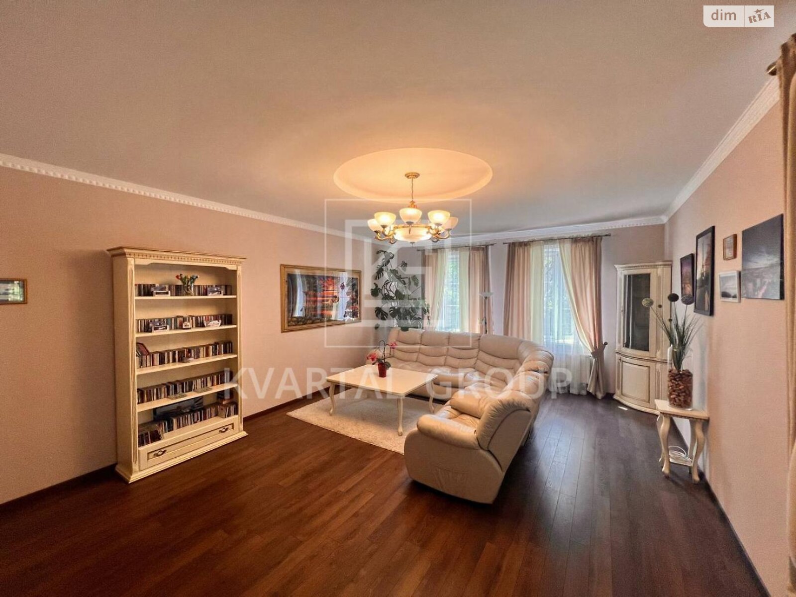 двухэтажный дом с ремонтом, 231 кв. м, кирпич. Продажа в Ирпене район Ирпень фото 1 двухэтажный дом с ремонтом, 231 кв. м, кирпич. Продажа в Ирпене район Ирпень фото 1