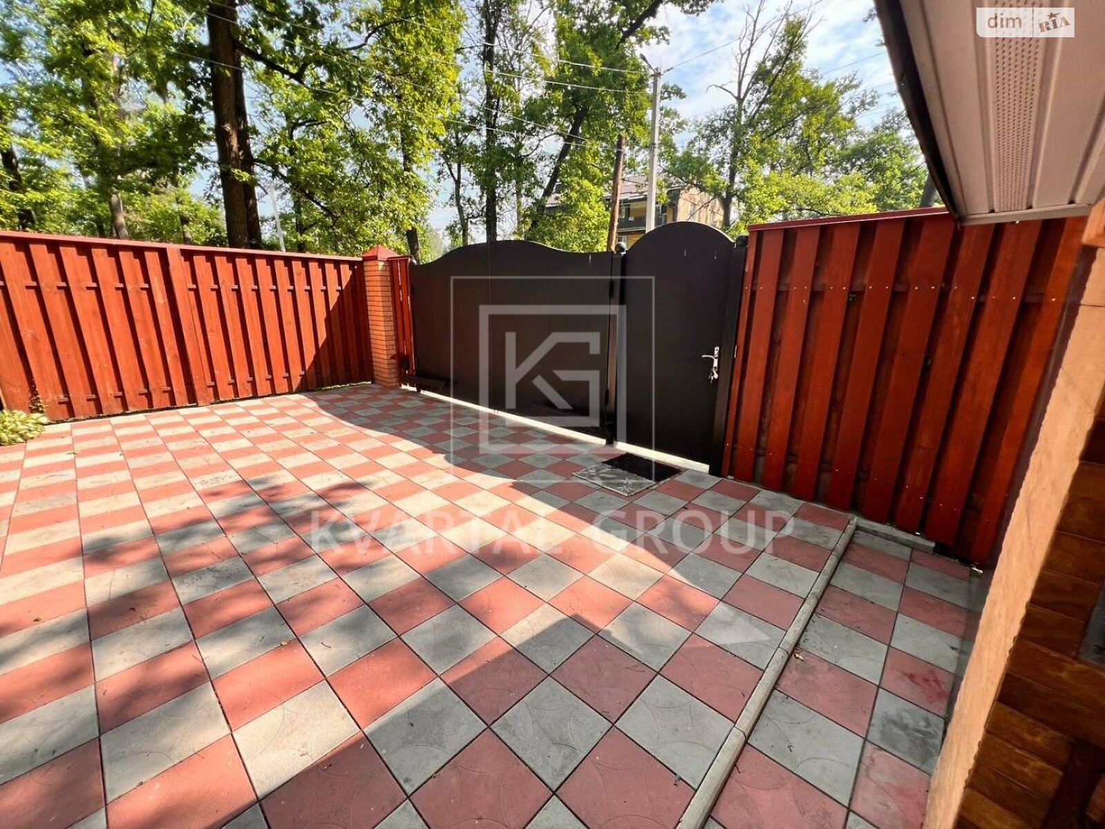 двухэтажный дом с ремонтом, 231 кв. м, кирпич. Продажа в Ирпене район Ирпень фото 1 двухэтажный дом с ремонтом, 231 кв. м, кирпич. Продажа в Ирпене район Ирпень фото 1