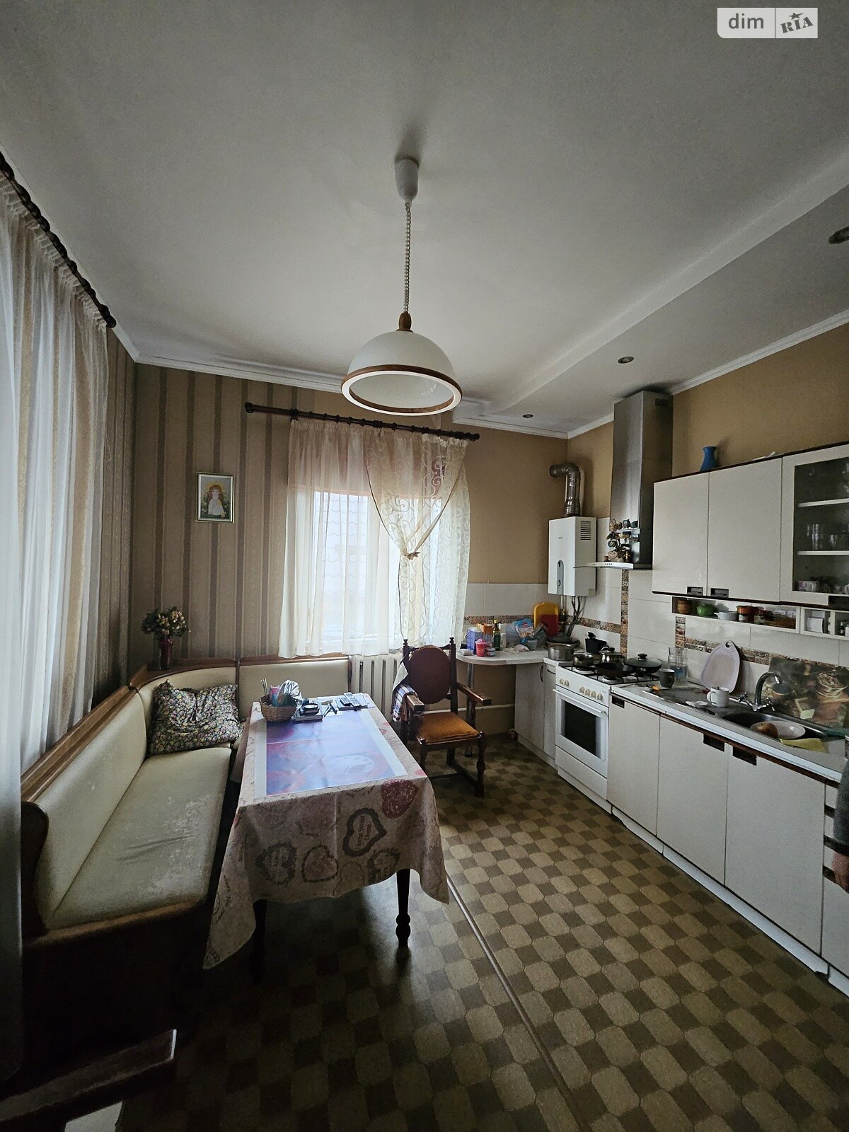 триповерховий будинок з опаленням, 308.7 кв. м, цегла. Продаж в Ірпені, район Ірпінь фото 1 триповерховий будинок з опаленням, 308.7 кв. м, цегла. Продаж в Ірпені, район Ірпінь фото 1