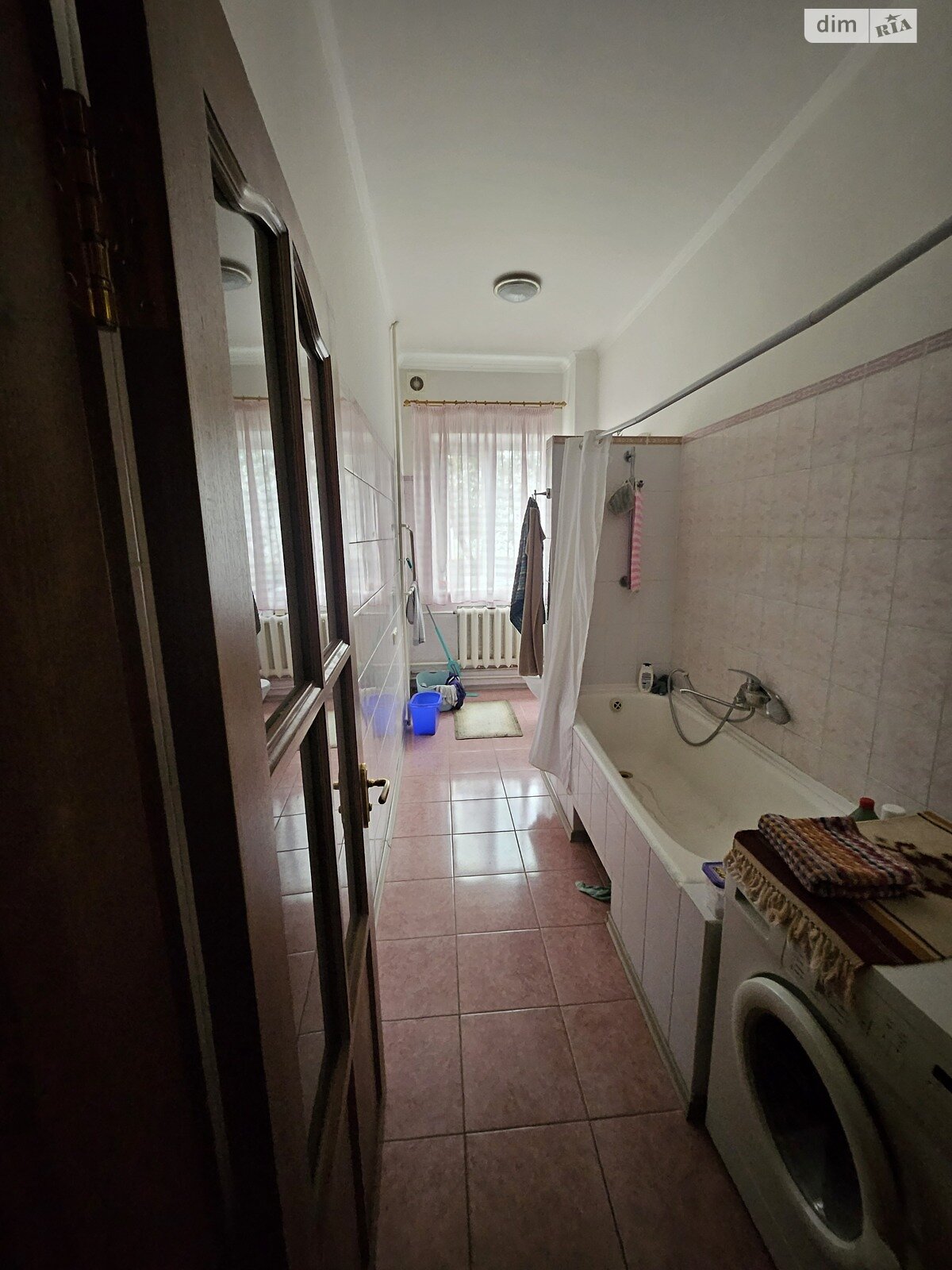 триповерховий будинок з опаленням, 308.7 кв. м, цегла. Продаж в Ірпені, район Ірпінь фото 1 триповерховий будинок з опаленням, 308.7 кв. м, цегла. Продаж в Ірпені, район Ірпінь фото 1