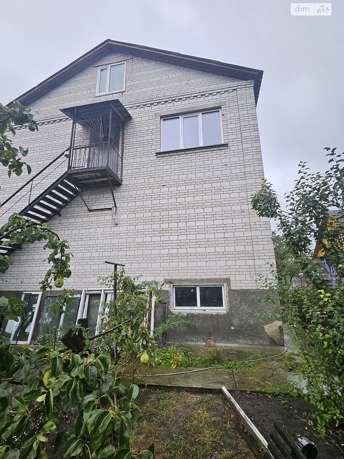 триповерховий будинок з опаленням, 308.7 кв. м, цегла. Продаж в Ірпені, район Ірпінь фото 1 триповерховий будинок з опаленням, 308.7 кв. м, цегла. Продаж в Ірпені, район Ірпінь фото 1