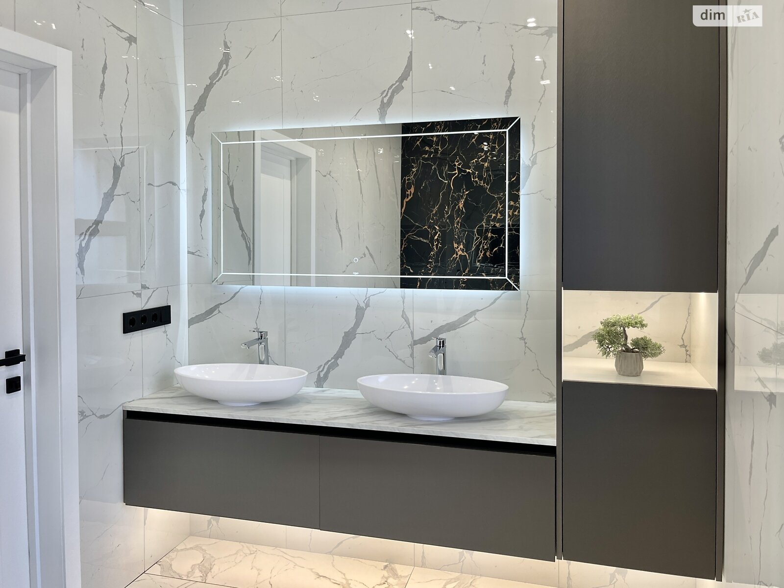 двоповерховий будинок з гаражем, 162.5 кв. м, цегла. Продаж в Ірпені, район Ірпінь фото 1 двоповерховий будинок з гаражем, 162.5 кв. м, цегла. Продаж в Ірпені, район Ірпінь фото 1