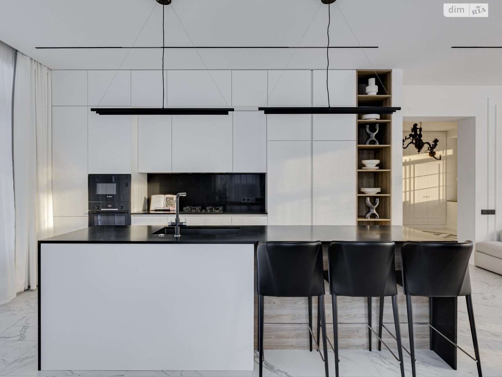 двухэтажный дом с гаражом, 216.9 кв. м, кирпич. Продажа в Ирпене район Ирпень фото 1