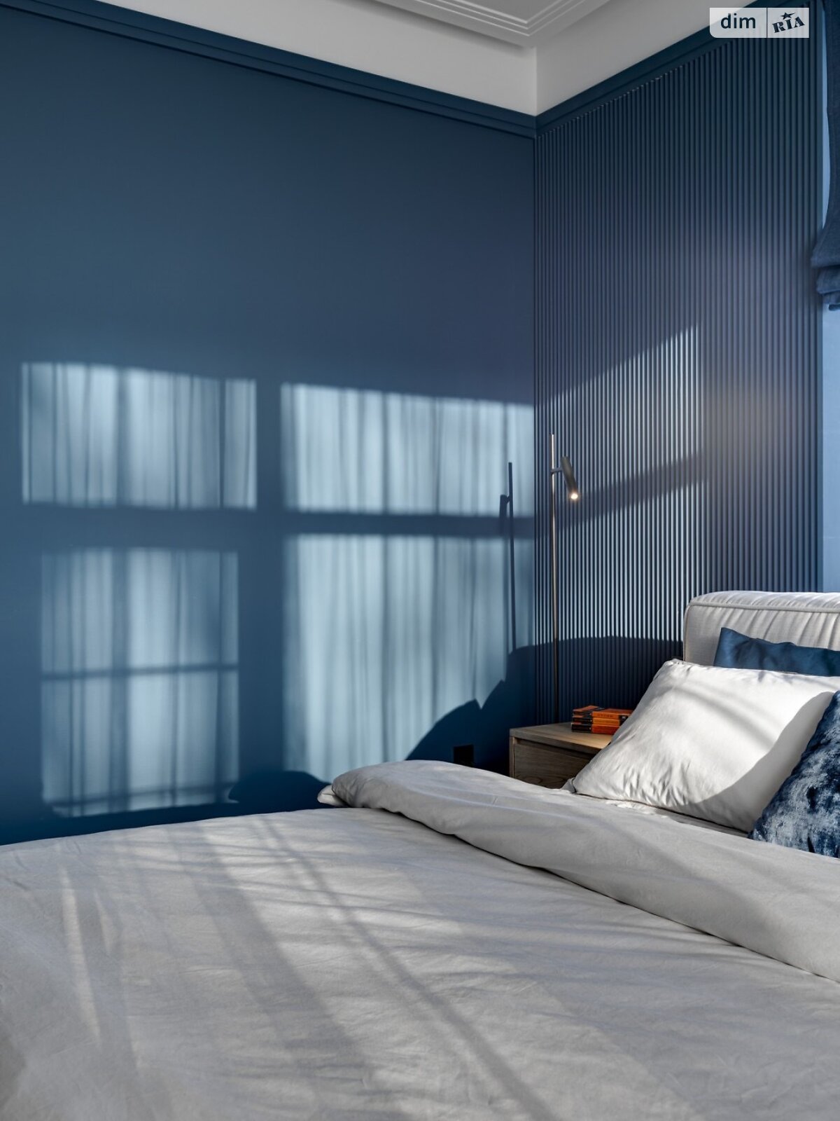 двухэтажный дом с гаражом, 216.9 кв. м, кирпич. Продажа в Ирпене район Ирпень фото 1