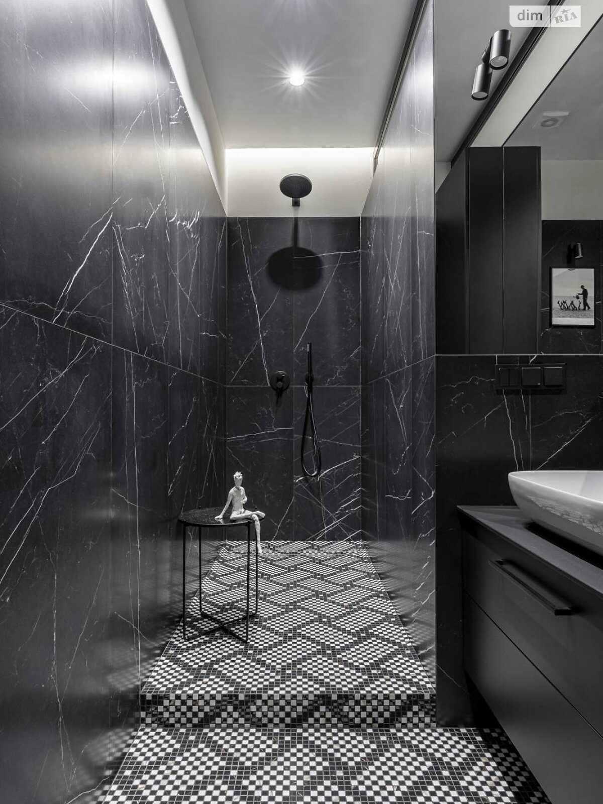 двухэтажный дом с гаражом, 216.9 кв. м, кирпич. Продажа в Ирпене район Ирпень фото 1