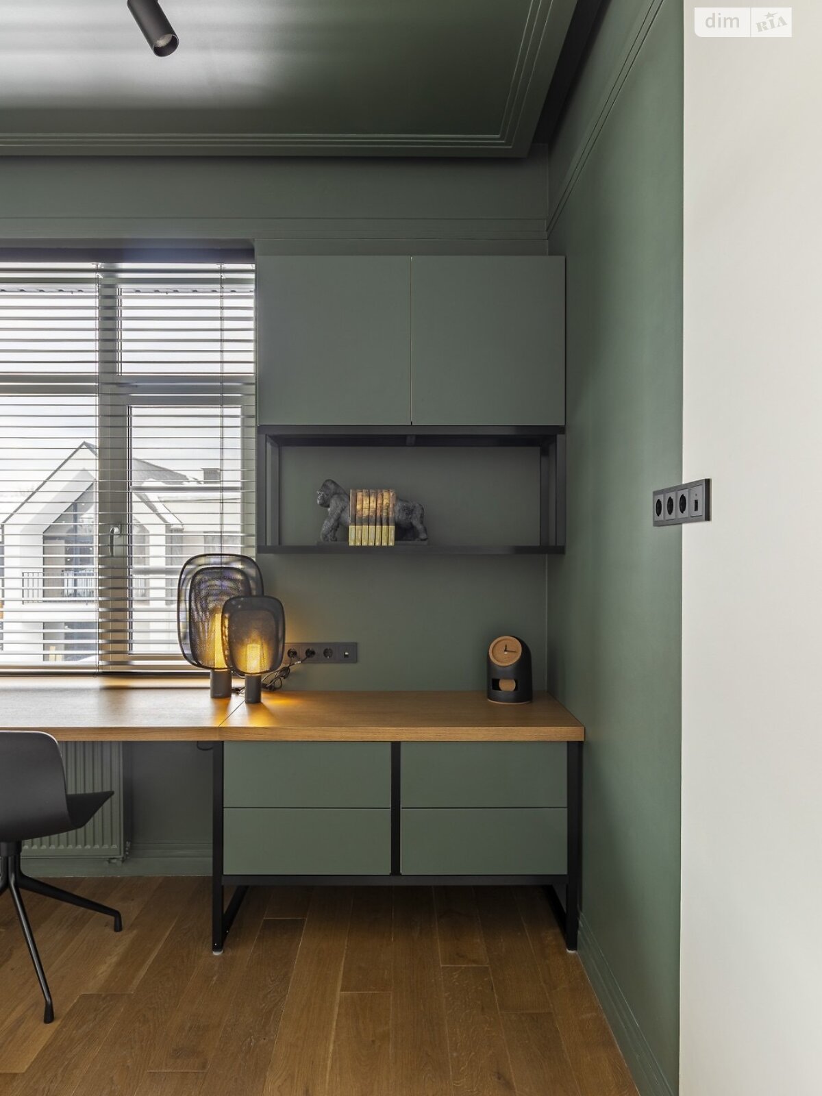 двухэтажный дом с гаражом, 216.9 кв. м, кирпич. Продажа в Ирпене район Ирпень фото 1