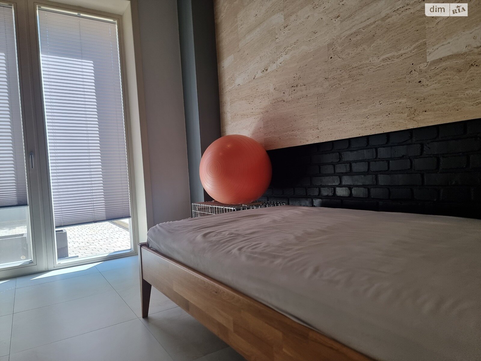 двухэтажный дом с гаражом, 265 кв. м, кирпич. Продажа в Ирпене район Ирпень фото 1 двухэтажный дом с гаражом, 265 кв. м, кирпич. Продажа в Ирпене район Ирпень фото 1