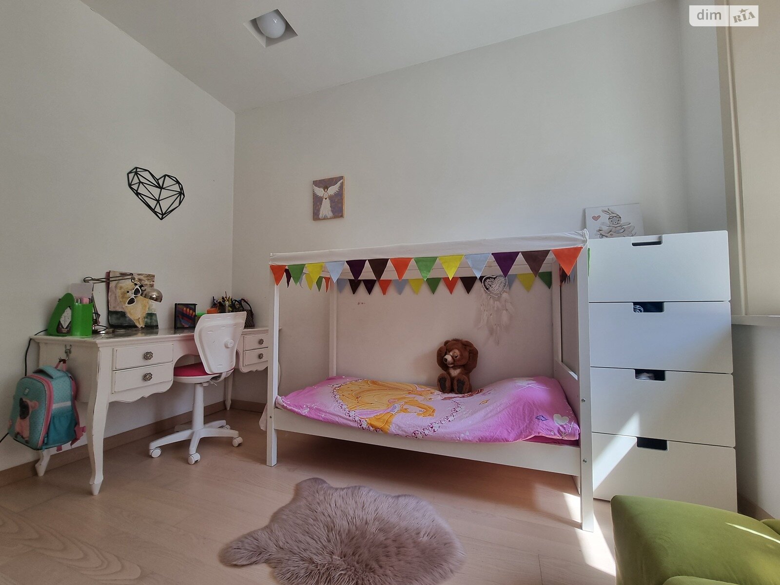 двухэтажный дом с гаражом, 265 кв. м, кирпич. Продажа в Ирпене район Ирпень фото 1 двухэтажный дом с гаражом, 265 кв. м, кирпич. Продажа в Ирпене район Ирпень фото 1