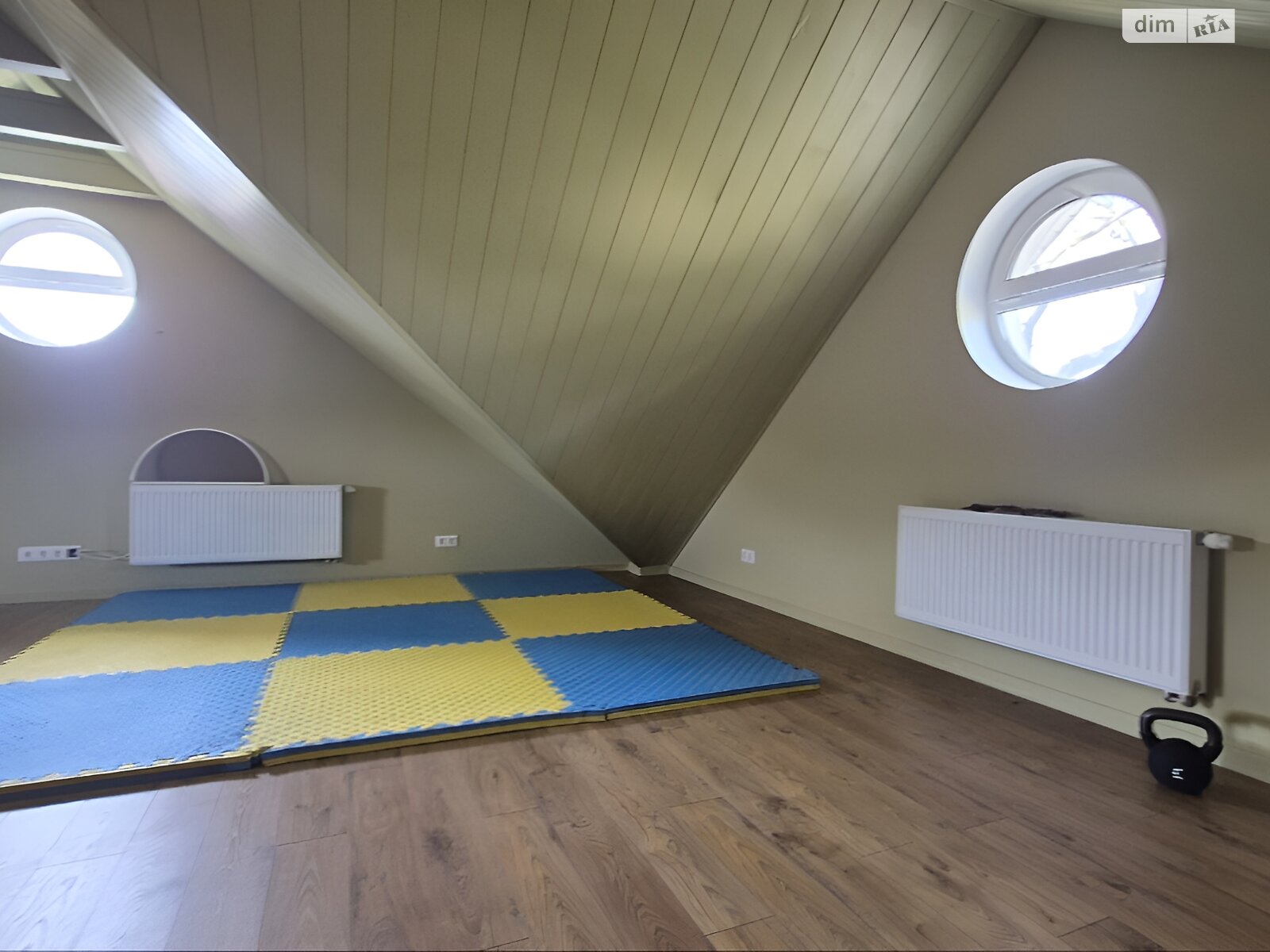 триповерховий будинок з опаленням, 292.4 кв. м, цегла. Продаж в Ірпені, район Ірпінь фото 1 триповерховий будинок з опаленням, 292.4 кв. м, цегла. Продаж в Ірпені, район Ірпінь фото 1
