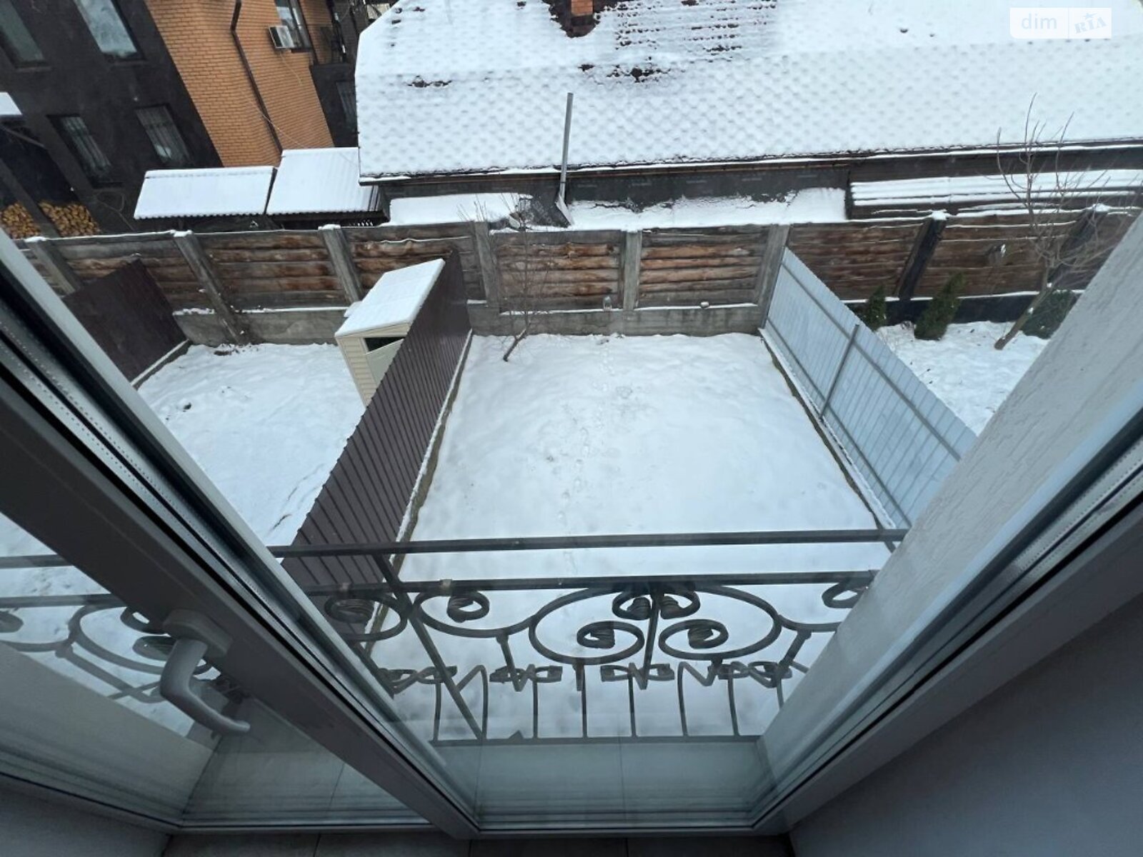 трехэтажный дом с отоплением, 90.6 кв. м, кирпич. Продажа в Ирпене район Ирпень фото 1 трехэтажный дом с отоплением, 90.6 кв. м, кирпич. Продажа в Ирпене район Ирпень фото 1