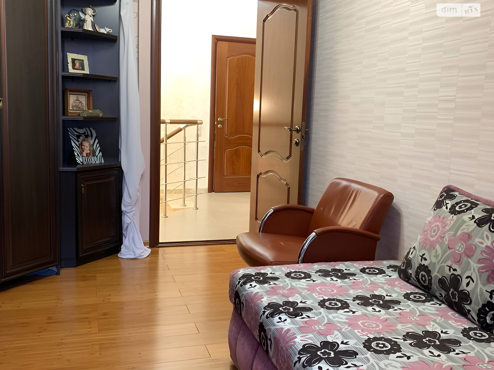 триповерховий таунхаус з мансардним поверхом, 187.8 кв. м, цегла. Продаж в Ірпені, район Ірпінь фото 1 триповерховий таунхаус з мансардним поверхом, 187.8 кв. м, цегла. Продаж в Ірпені, район Ірпінь фото 1