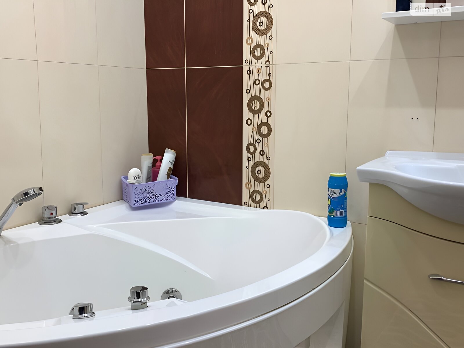 триповерховий таунхаус з мансардним поверхом, 187.8 кв. м, цегла. Продаж в Ірпені, район Ірпінь фото 1 триповерховий таунхаус з мансардним поверхом, 187.8 кв. м, цегла. Продаж в Ірпені, район Ірпінь фото 1