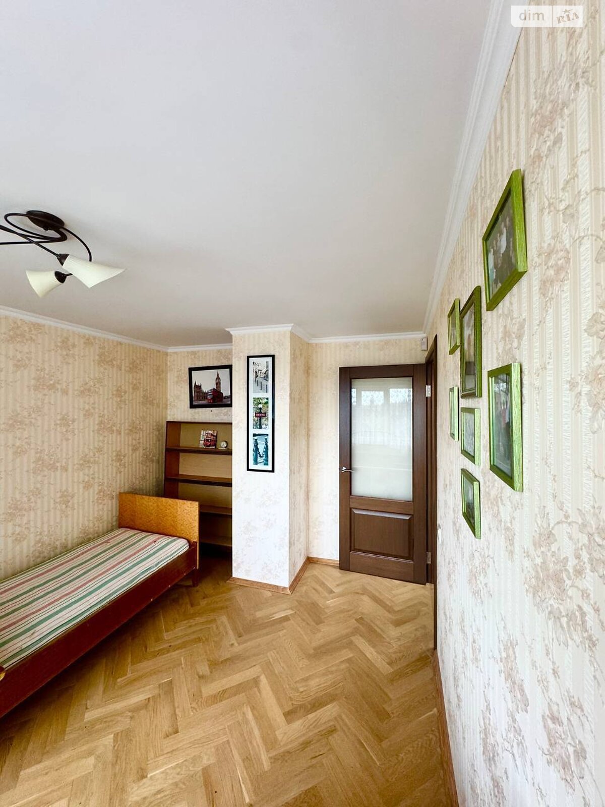 двоповерховий будинок з гаражем, 140 кв. м, цегла. Продаж в Ірпені, район Ірпінь фото 1 двоповерховий будинок з гаражем, 140 кв. м, цегла. Продаж в Ірпені, район Ірпінь фото 1