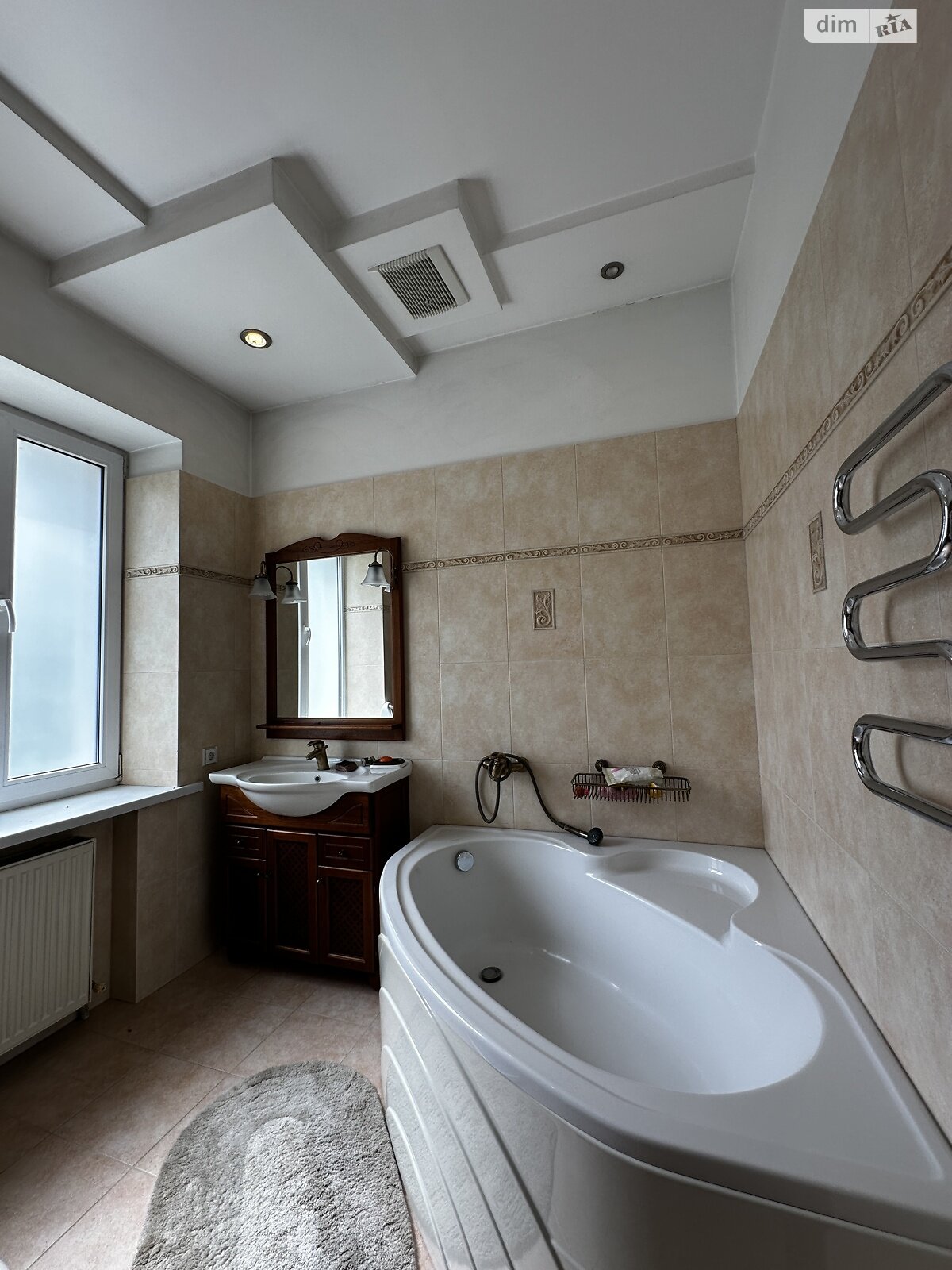 двоповерховий будинок з опаленням, 385.5 кв. м, цегла. Продаж в Ірпені, район Ірпінь фото 1 двоповерховий будинок з опаленням, 385.5 кв. м, цегла. Продаж в Ірпені, район Ірпінь фото 1