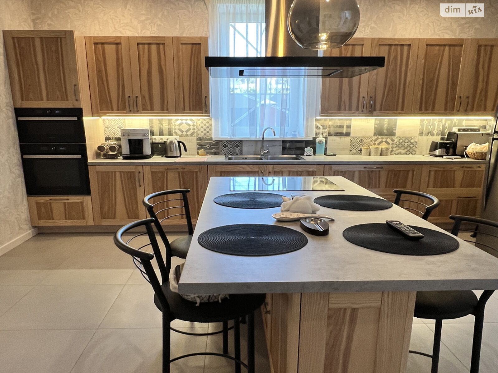 одноповерховий будинок з гаражем, 182.3 кв. м, цегла. Продаж в Ірпені, район Ірпінь фото 1 одноповерховий будинок з гаражем, 182.3 кв. м, цегла. Продаж в Ірпені, район Ірпінь фото 1