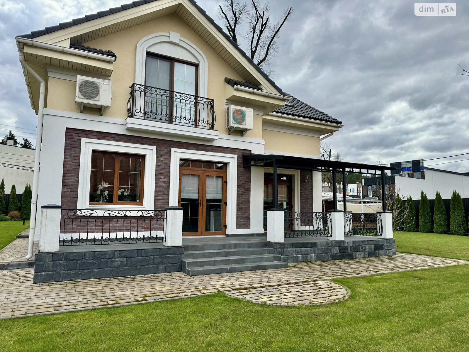 двухэтажный дом с отоплением, 184 кв. м, кирпич. Продажа в Ирпене район Ирпень фото 1 двухэтажный дом с отоплением, 184 кв. м, кирпич. Продажа в Ирпене район Ирпень фото 1