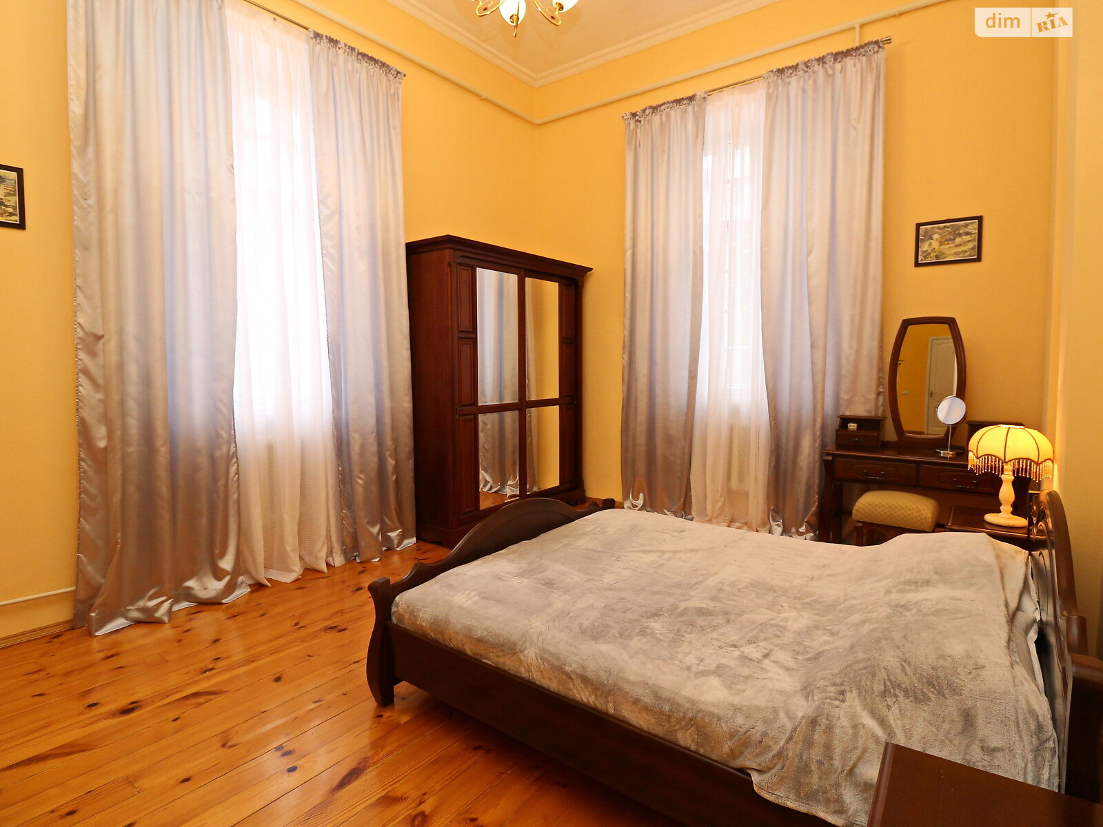 двоповерховий будинок з гаражем, 489.7 кв. м, цегла. Продаж у Ірпені фото 1 двоповерховий будинок з гаражем, 489.7 кв. м, цегла. Продаж у Ірпені фото 1