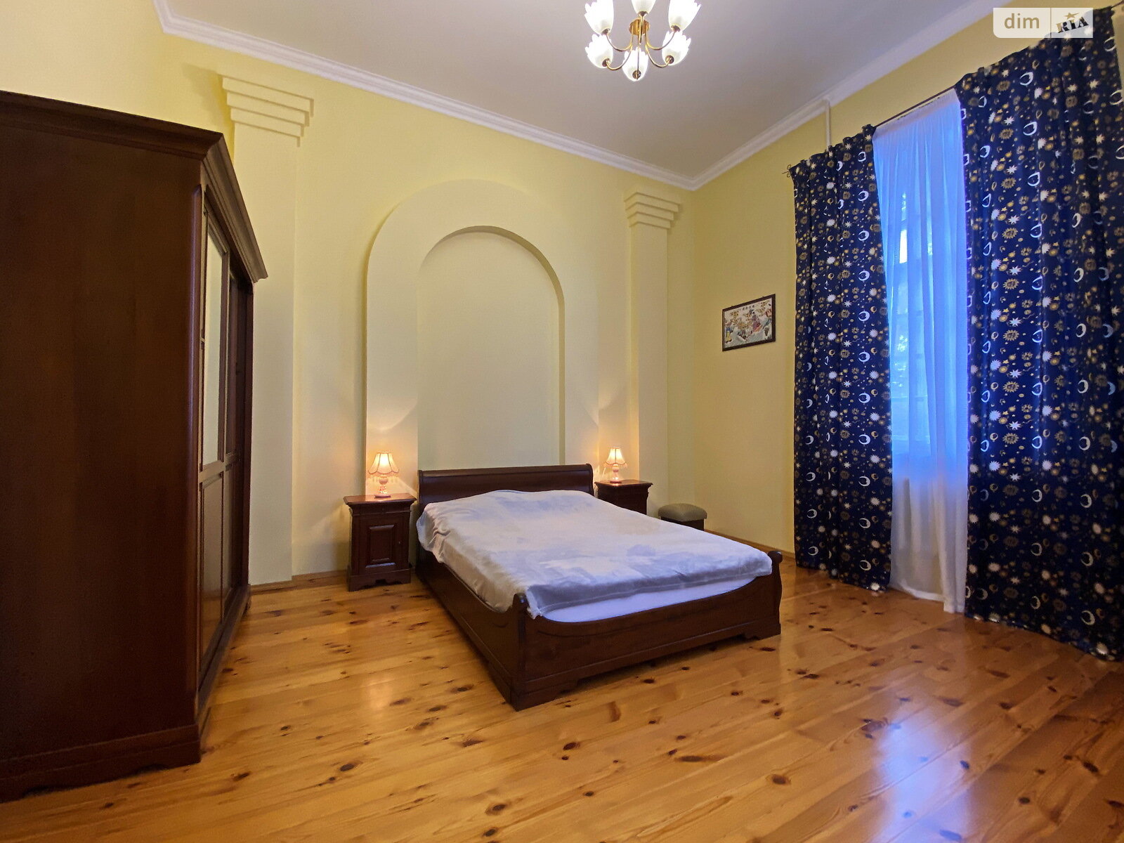 двоповерховий будинок з гаражем, 489.7 кв. м, цегла. Продаж у Ірпені фото 1 двоповерховий будинок з гаражем, 489.7 кв. м, цегла. Продаж у Ірпені фото 1