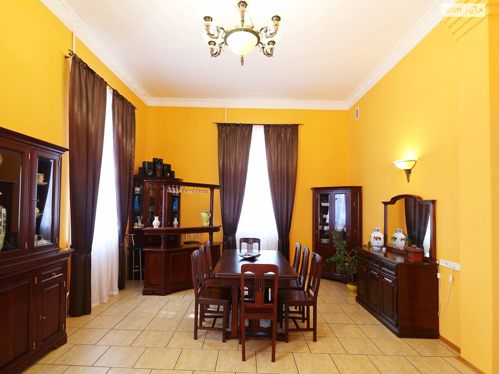 двоповерховий будинок з гаражем, 489.7 кв. м, цегла. Продаж у Ірпені фото 1 двоповерховий будинок з гаражем, 489.7 кв. м, цегла. Продаж у Ірпені фото 1
