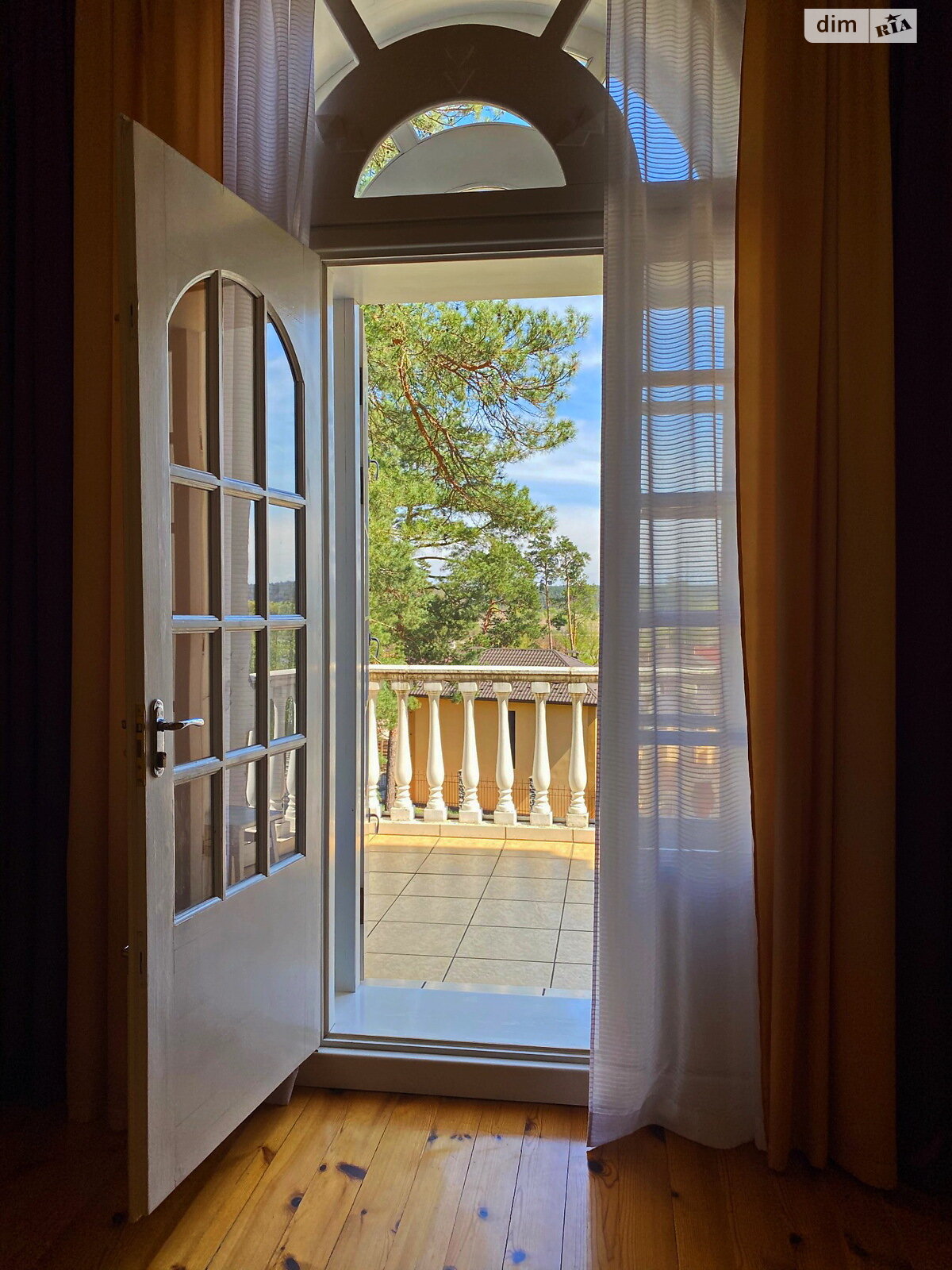 двоповерховий будинок з гаражем, 489.7 кв. м, цегла. Продаж у Ірпені фото 1 двоповерховий будинок з гаражем, 489.7 кв. м, цегла. Продаж у Ірпені фото 1