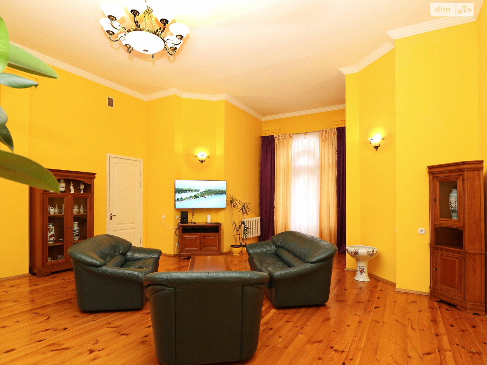 двоповерховий будинок з гаражем, 489.7 кв. м, цегла. Продаж у Ірпені фото 1 двоповерховий будинок з гаражем, 489.7 кв. м, цегла. Продаж у Ірпені фото 1