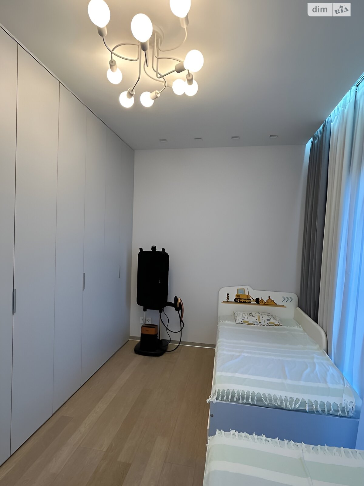 двоповерховий будинок з ремонтом, 131.5 кв. м, цегла. Продаж у Ірпені фото 1 двоповерховий будинок з ремонтом, 131.5 кв. м, цегла. Продаж у Ірпені фото 1