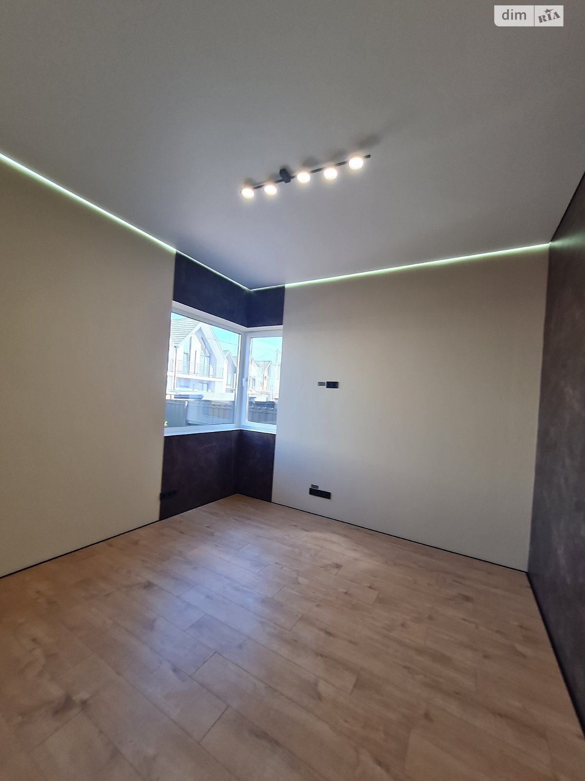 двоповерховий будинок з опаленням, 120 кв. м, газобетон. Продаж у Стоянці фото 1 двоповерховий будинок з опаленням, 120 кв. м, газобетон. Продаж у Стоянці фото 1