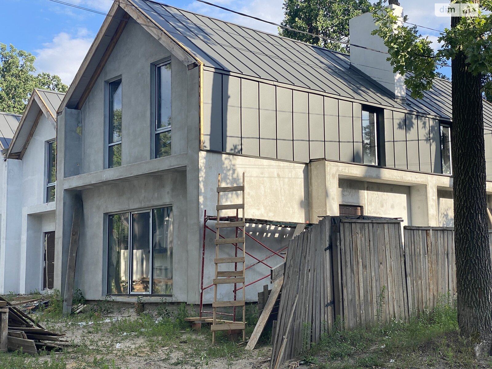 двухэтажный таунхаус без мебели, 80 кв. м, керамический блок. Продажа в Ворзеле фото 1 двухэтажный таунхаус без мебели, 80 кв. м, керамический блок. Продажа в Ворзеле фото 1