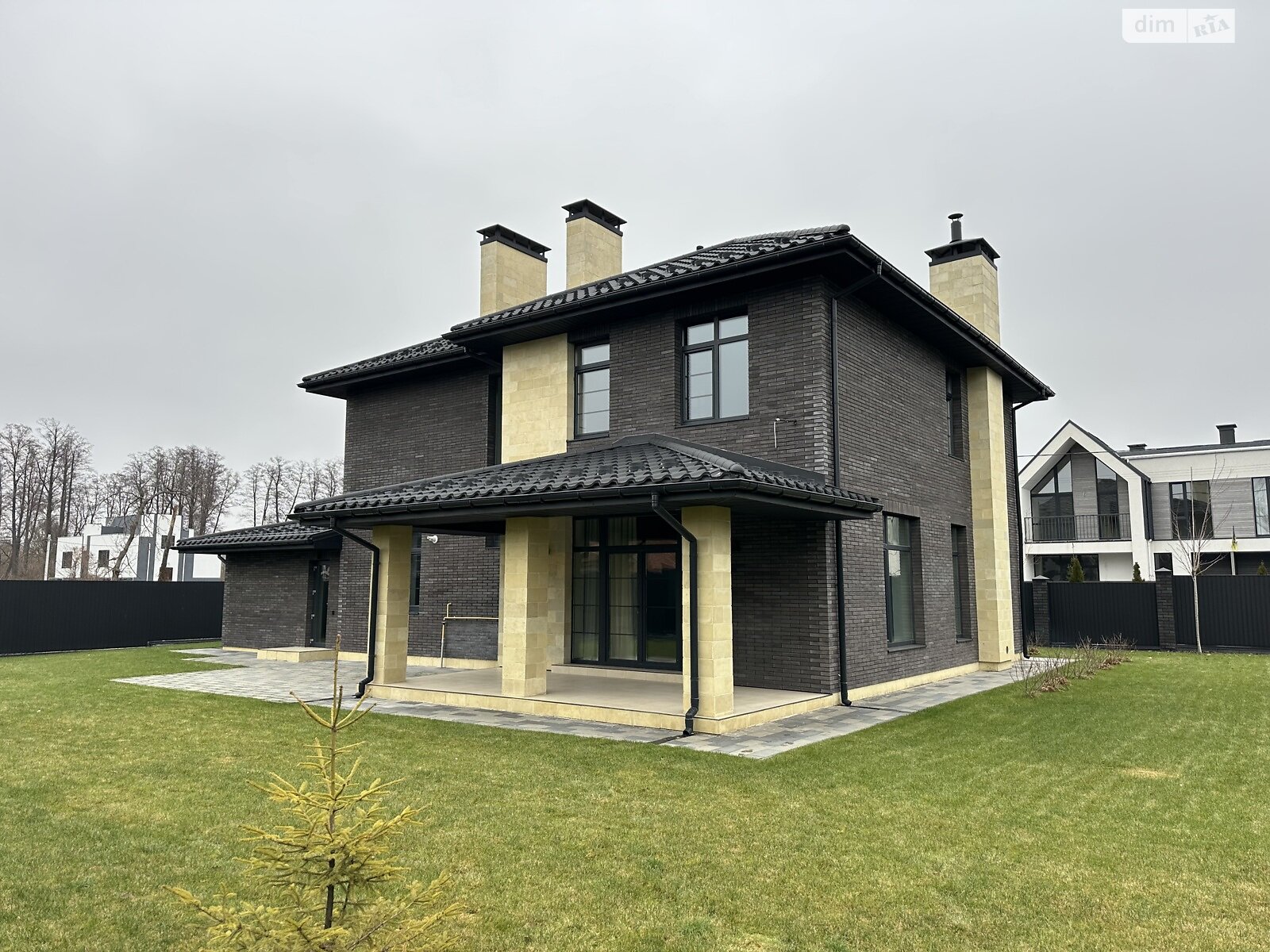 двоповерховий будинок з верандою, 230 кв. м, кирпич. Продаж у Ірпені фото 1 двоповерховий будинок з верандою, 230 кв. м, кирпич. Продаж у Ірпені фото 1