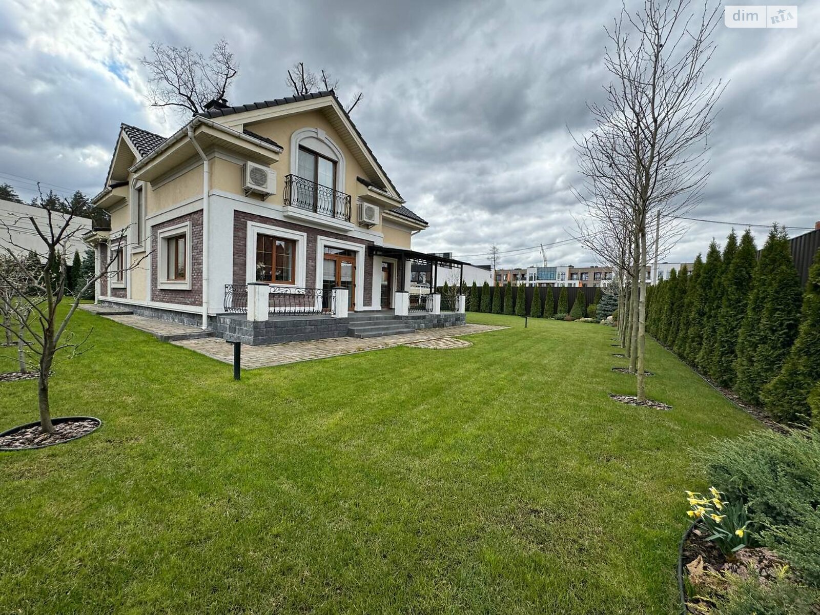 двоповерховий будинок з опаленням, 184 кв. м, цегла. Продаж у Ірпені фото 1 двоповерховий будинок з опаленням, 184 кв. м, цегла. Продаж у Ірпені фото 1
