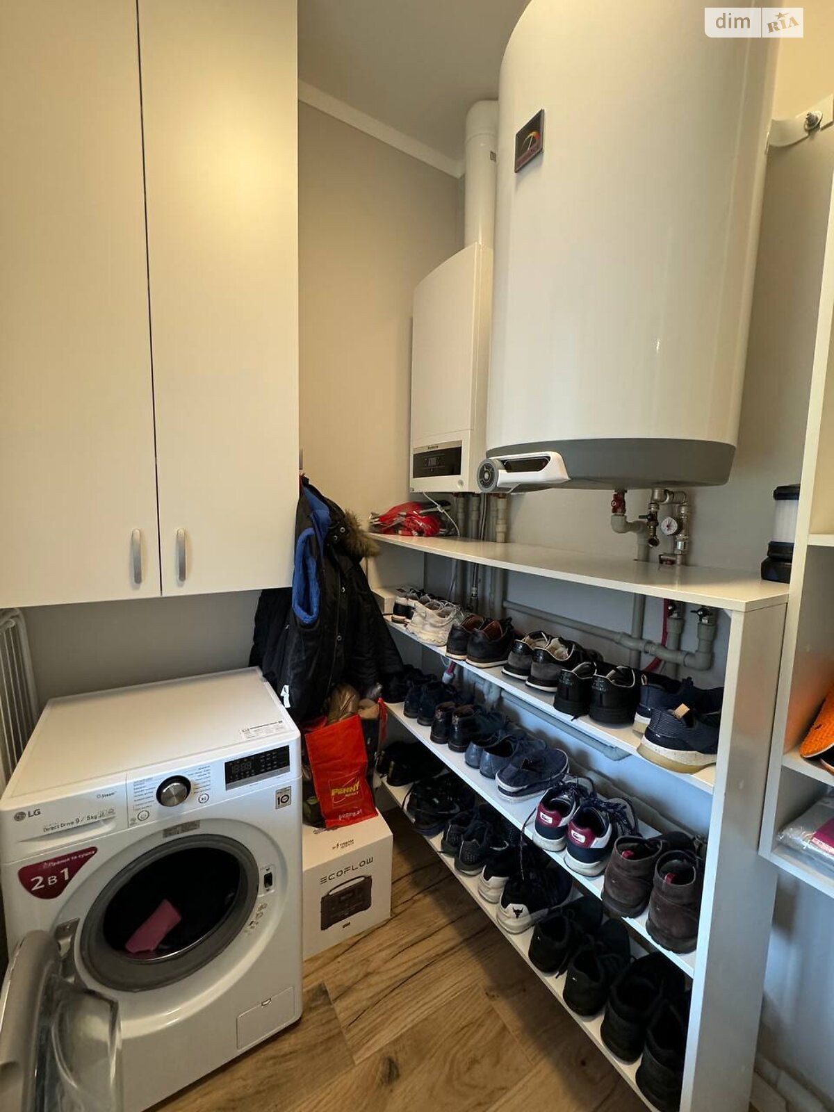 двоповерховий будинок з опаленням, 184 кв. м, цегла. Продаж у Ірпені фото 1 двоповерховий будинок з опаленням, 184 кв. м, цегла. Продаж у Ірпені фото 1